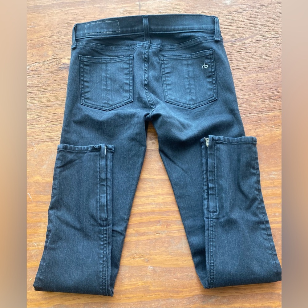 RAG & BONE BLACK ZIPPER CAPRI JEANS